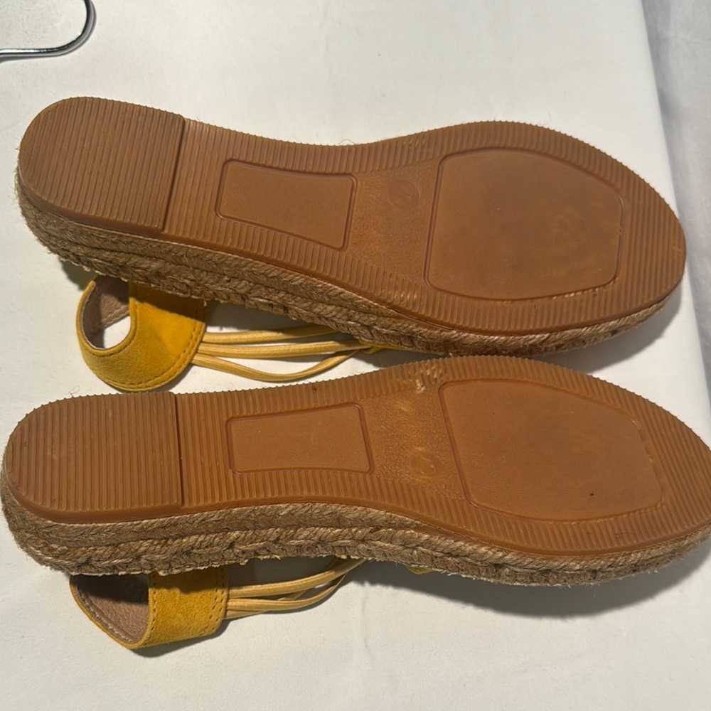Toni Pons Yellow Suede Espadrilles - Picture 8 of 10
